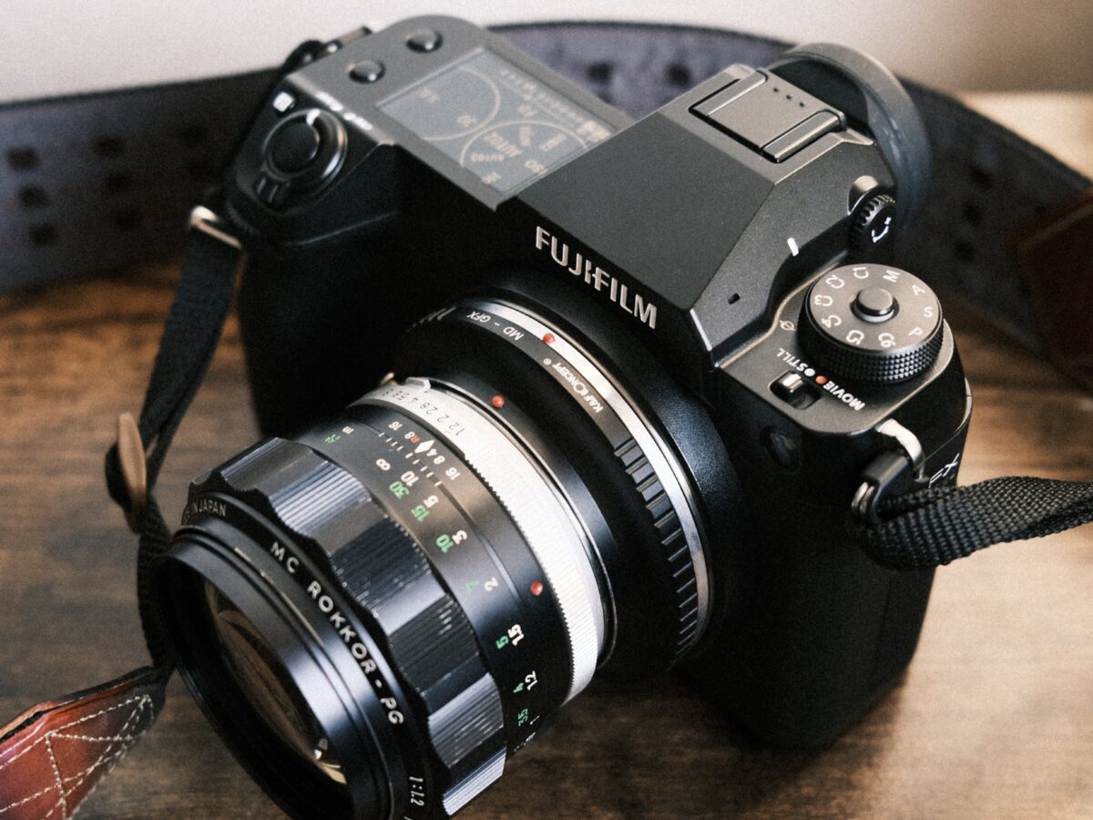 GFX × オールドレンズ。「MINOLTA MC ROKKOR-PG 58mm F1.2」 | BORN