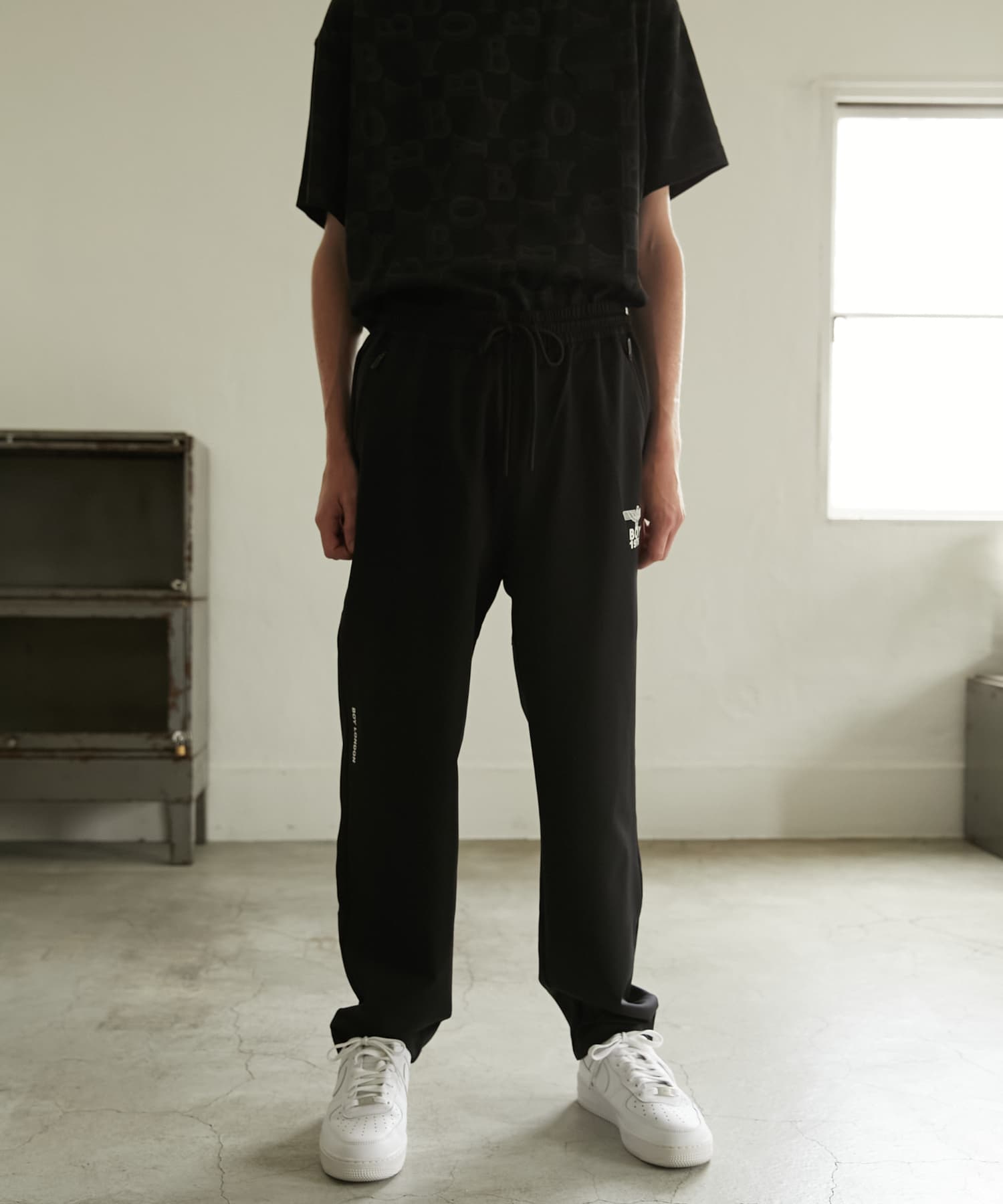 RELAX EASY PANTS BLACK【B243N3403002】 – BOY LONDON