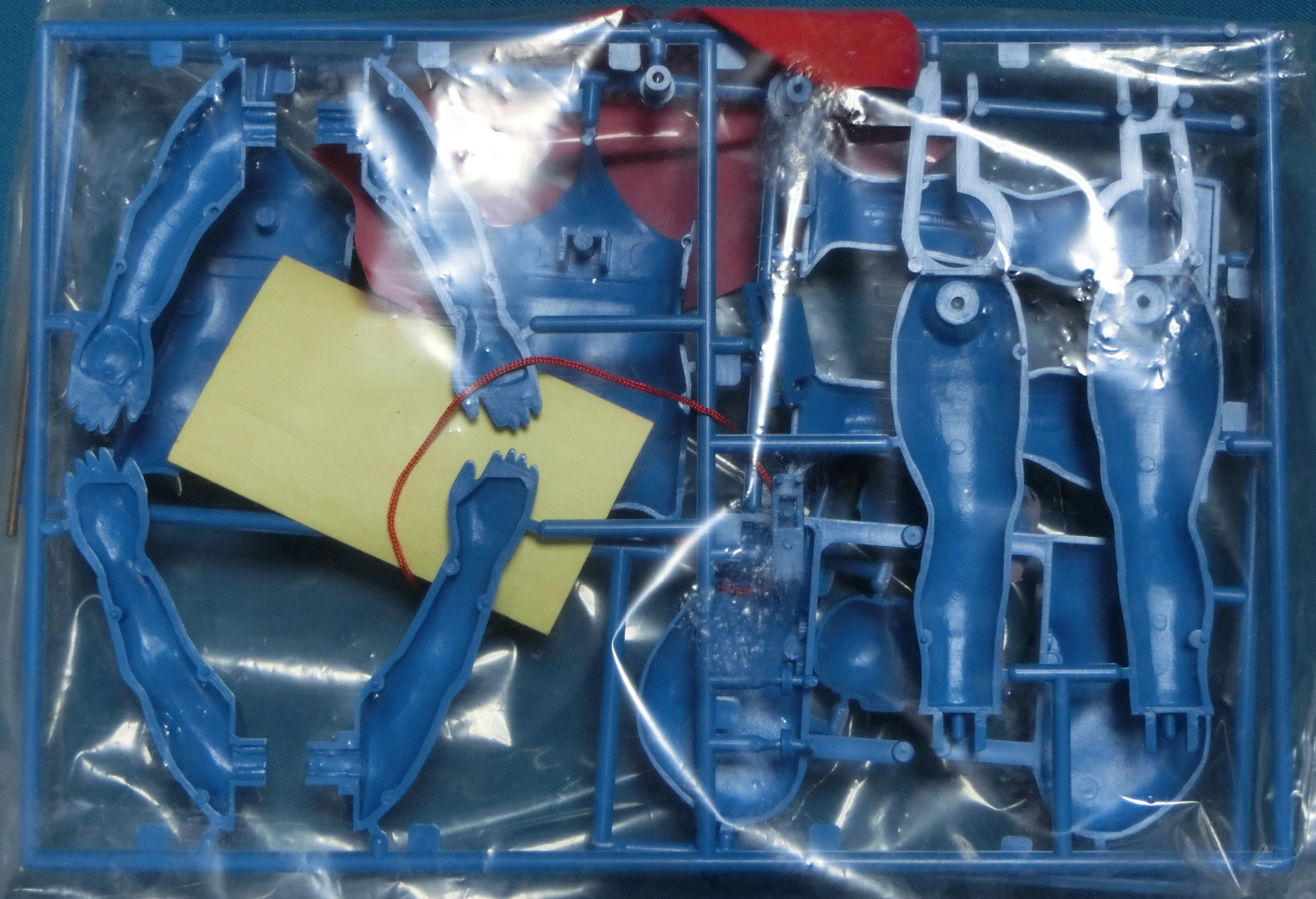 アオシマ 超能力人間スーパーマン （キット紹介） | モデログラード