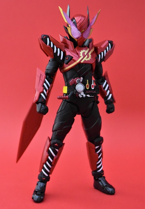 S.H.Figuarts 仮面ライダービルド ラビットラビットフォーム | 魂の玩具箱