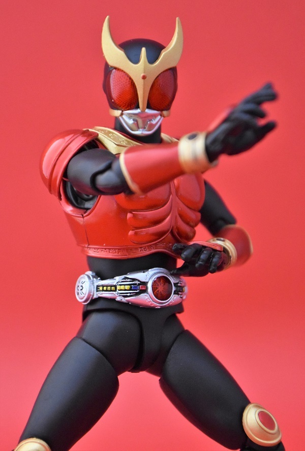 S.H.Figuarts（真骨彫製法） 仮面ライダークウガ マイティフォーム