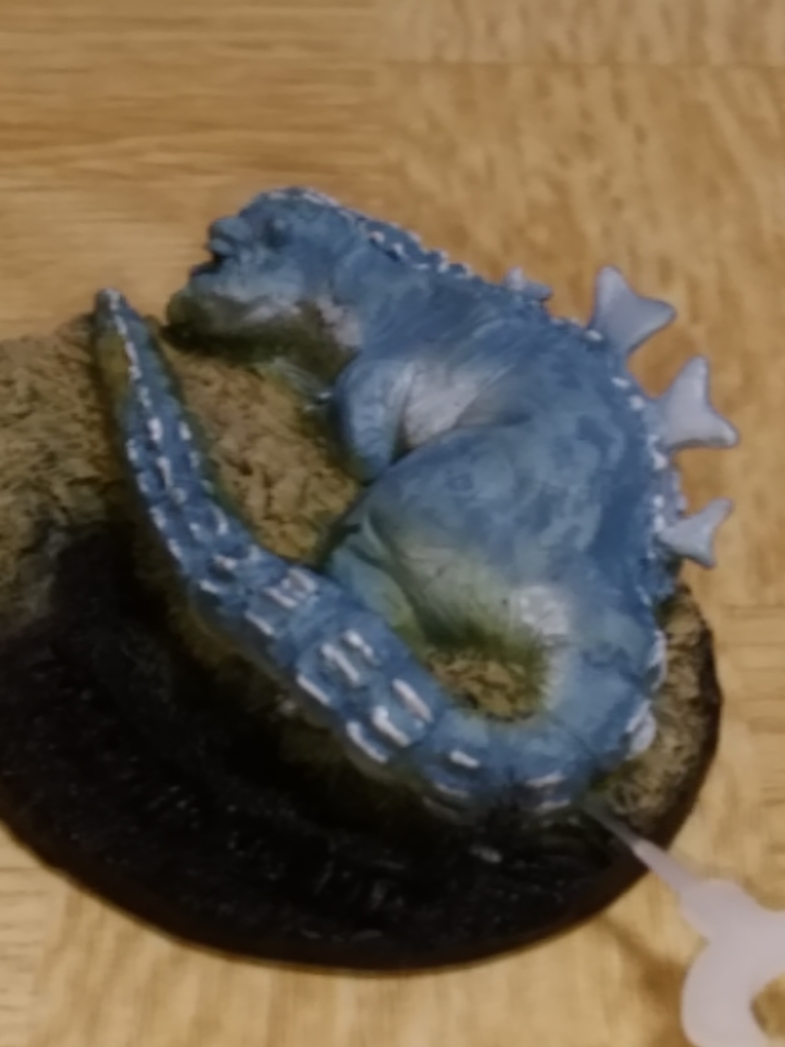 ベビーゴジラ おやすみver. | 特撮大百科DREAMS