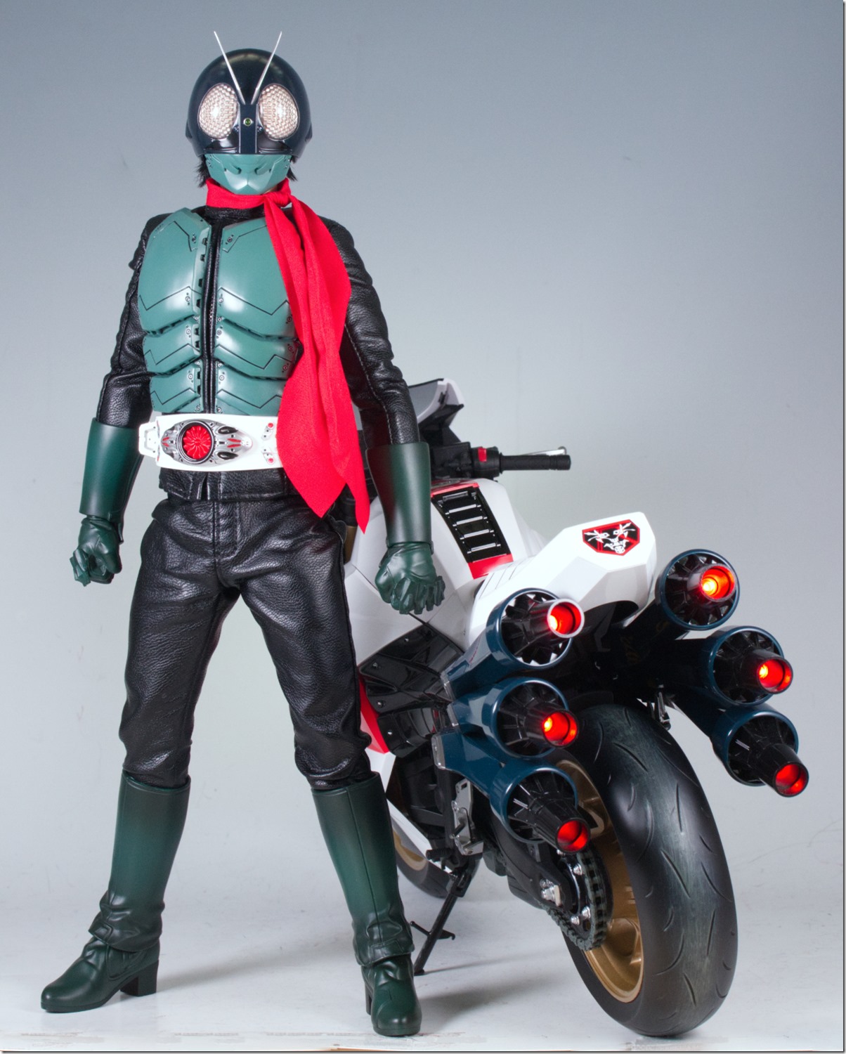 フィグゼロ シン 仮面ライダー 1/6 仮面ライダー用変形サイクロン号