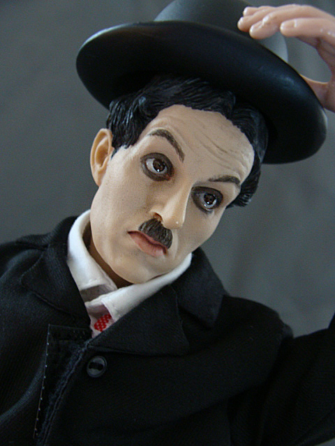 Kumik 茶目っ気たっぷりチャーリー チャップリン風1/6フィギュア