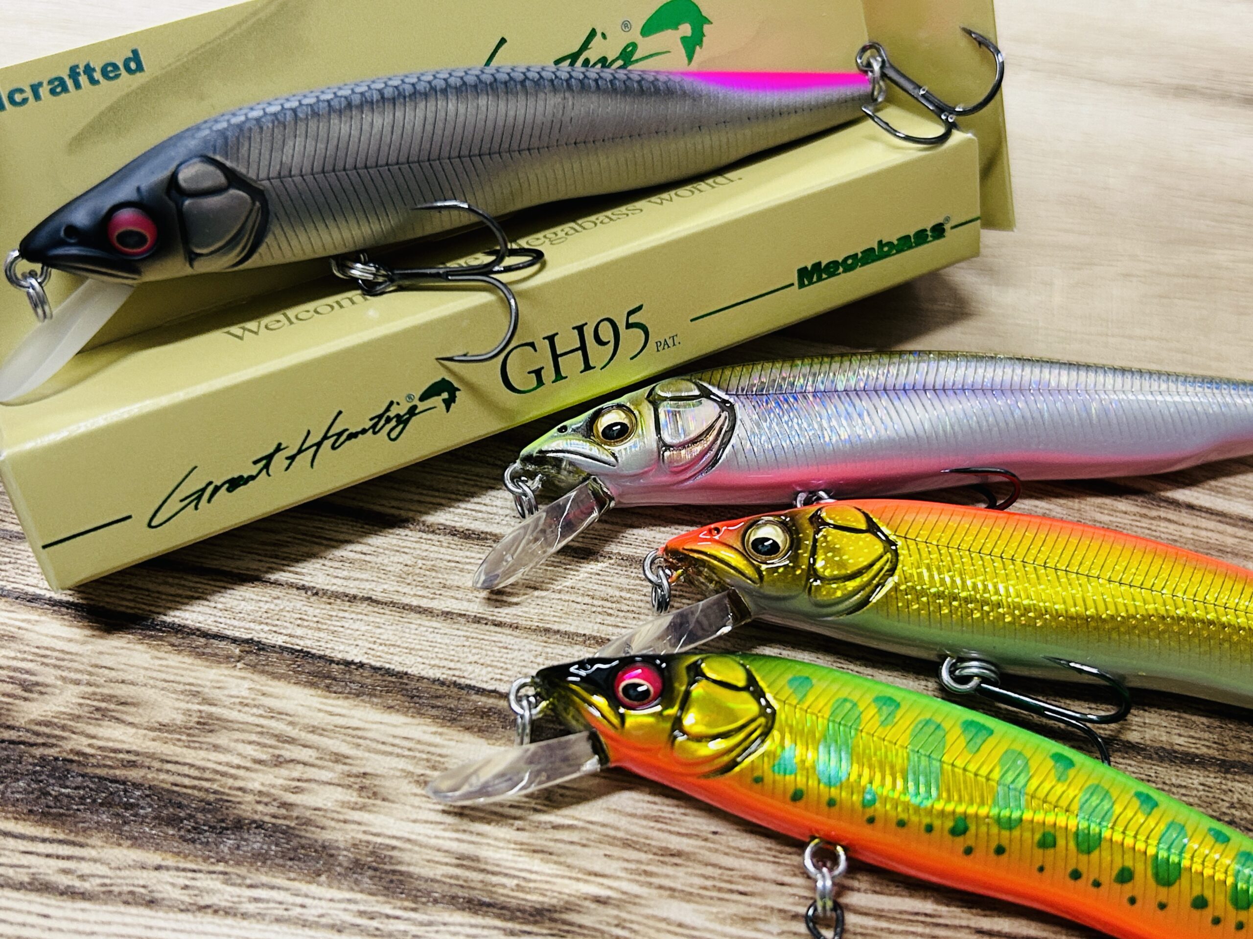 Megabass EELER & X-POD ルアーセット Megabass EELER & X-POD ルアー