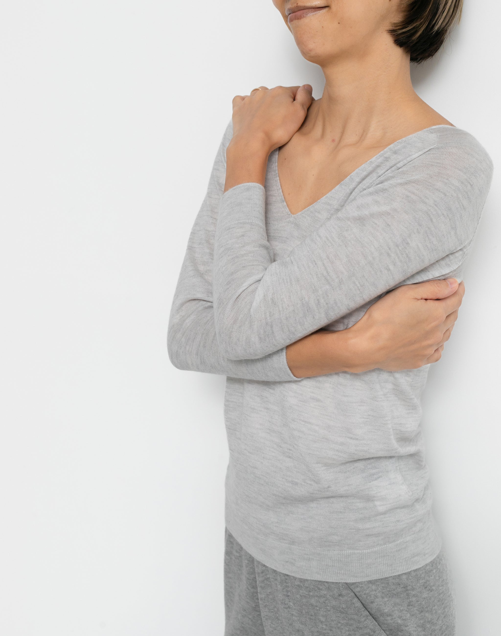 アラシャンカシミヤ100%】Vネック七分袖インナー KURUMIFACTORY 日本製