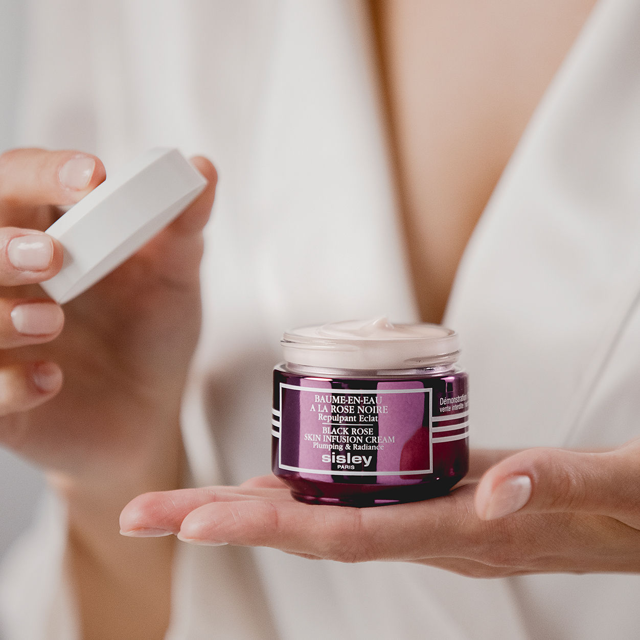 Sisley Paris Black Rose Skin Infusion Cream – Sisley Paris