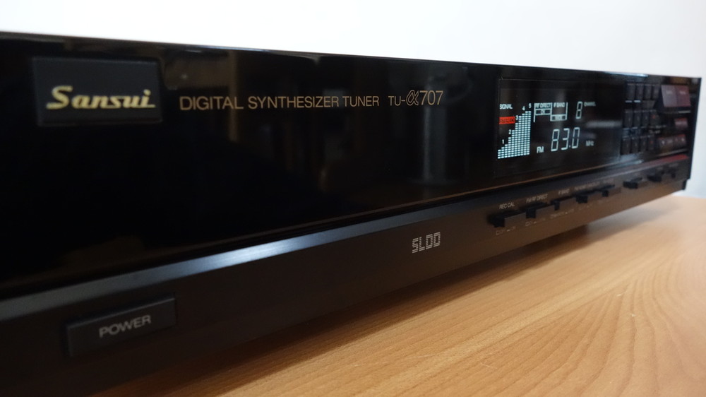 SANSUI TU-α707: BLUESS Laboratory