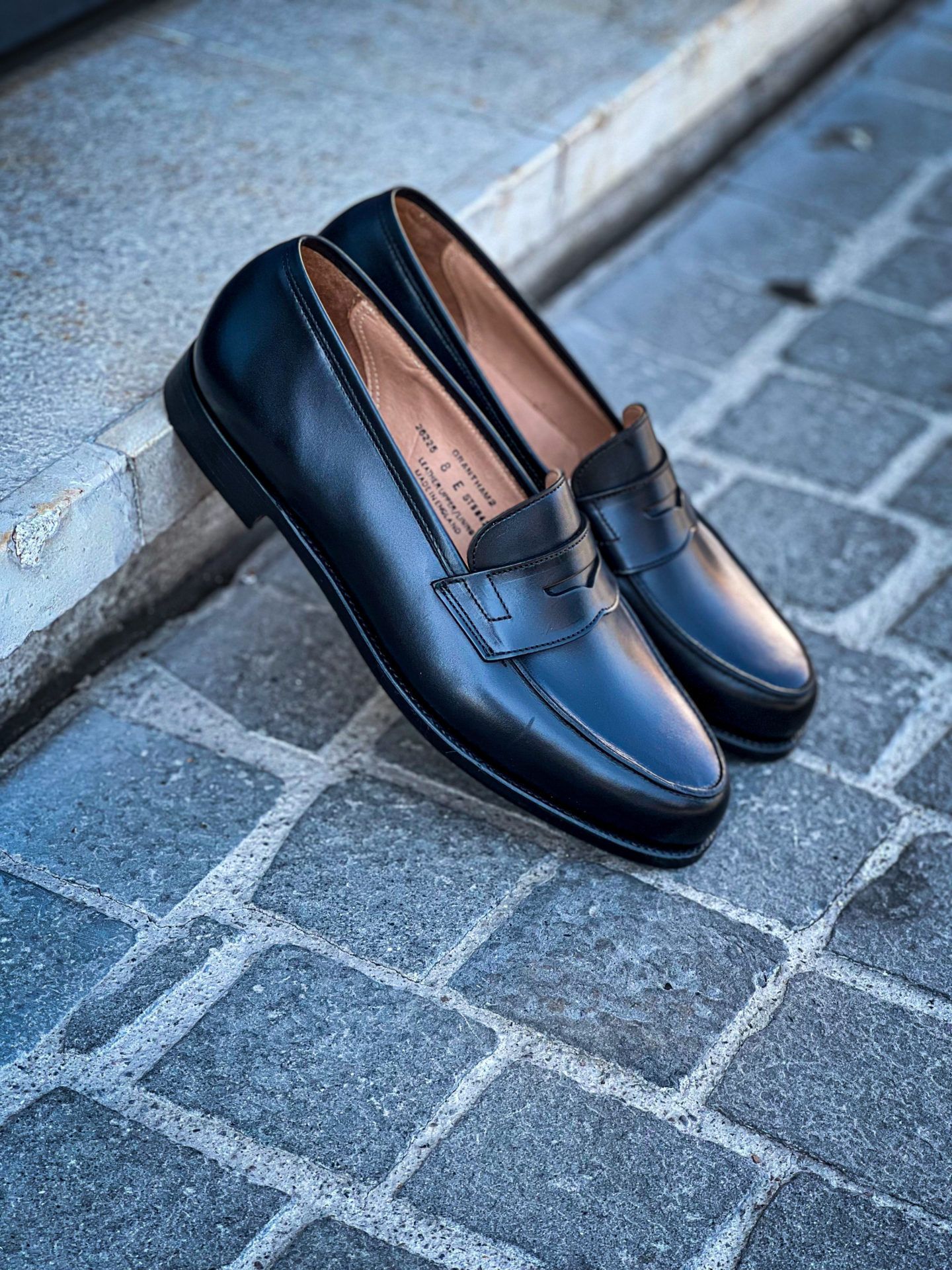 Crockett & Jones Grantham Black • Brogue
