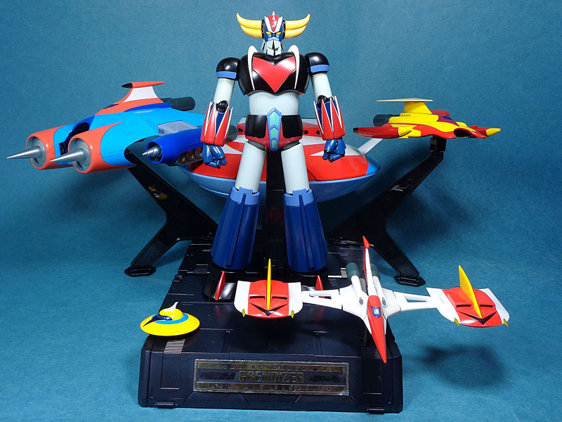 Brave Fortress - Soul of Chogokin Gx-76X3 Grendizer D.C.