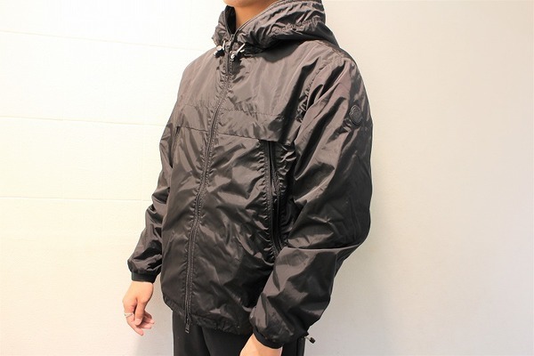 MONCLER(モンクレール)？MONCLAR(モンクラー)? いいえ!! MASSEREAU