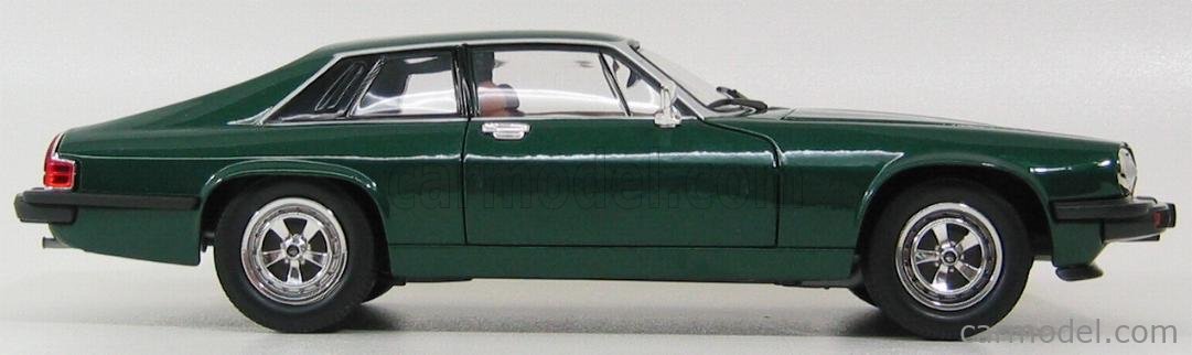 自動車 Yat Ming 1:18 1975 JAGUAR XJS 自動車 Yat Ming 1:18 1975