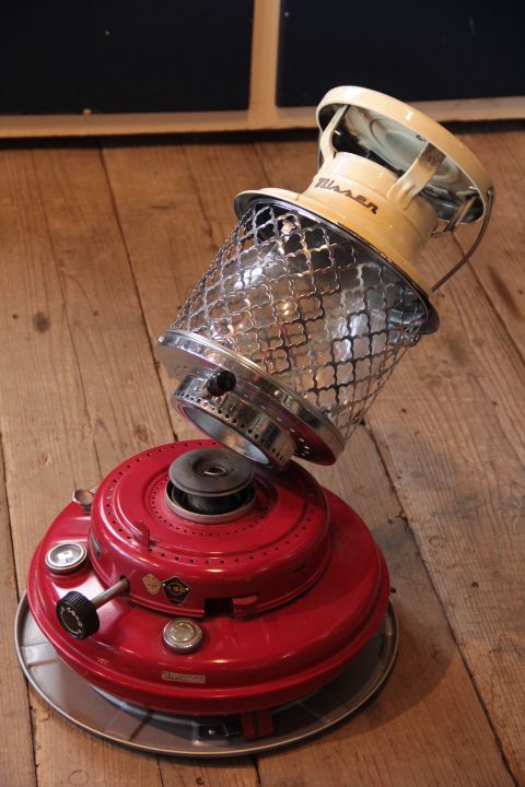 ニッセンBS-5 敷き皿付き,日本船燈株式会社,1971 昭和レトロストーブ