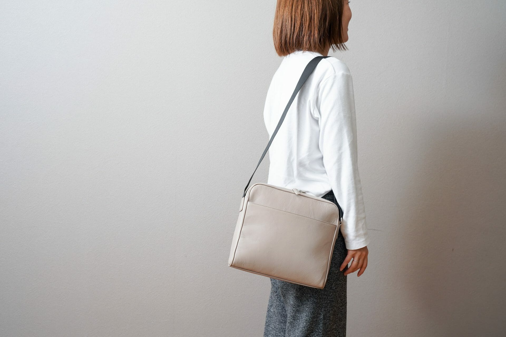 直営店舗＞ビジネスショルダーバッグ数量限定販売