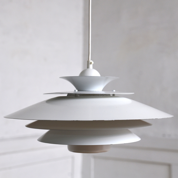 イズヤオンライン | デンマーク製 ヴィンテージ ペンダントライト