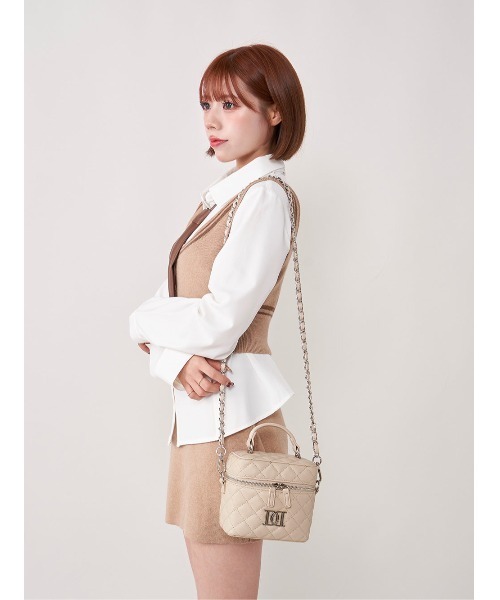 キルティングスクエアミニバッグ(シルバーパーツ)（ハンドバッグ