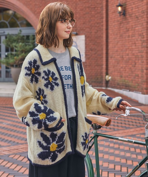 ヴィンテージライクフラワージップニットカーディガン MONO-MART