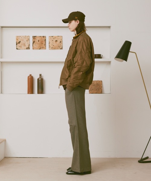soerte（ソエルテ）の「Design tack wide flared pants/デザインタック