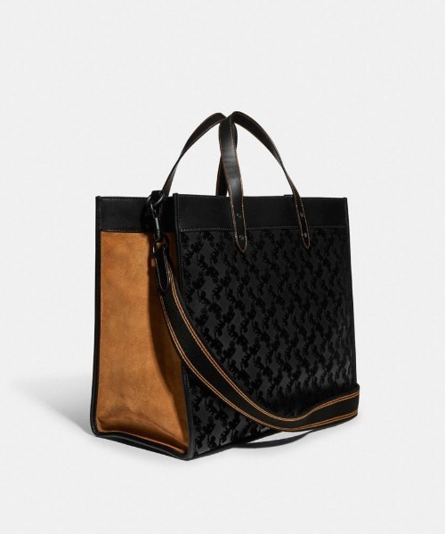 COACH（コーチ）の「フィールド トート 40 ウィズ ホース アンド