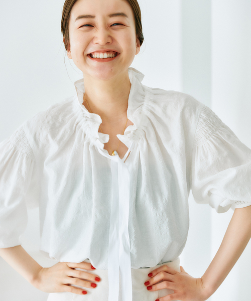 IENA（イエナ）の「カフスピンタックボリュームブラウス（シャツ