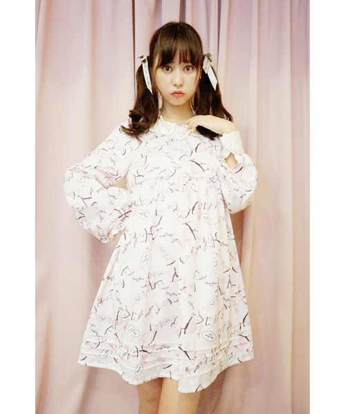 RoseMarie seoir（ローズマリーソワール）の「マリーワンピース