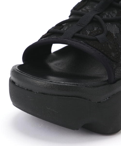 NIKE(ナイキ)W AIR MAX KOKO SANDAL/レース模様/IH6313-010（サンダル