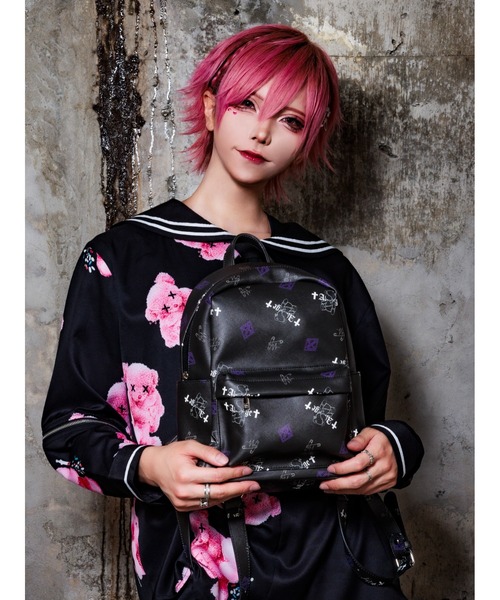 Amilige（アミリージュ）の「DARK ANGEL BEAR型押しスタッズリュック