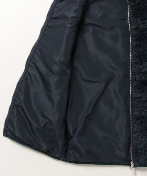 three dots（スリードッツ）の「アップサイクル エコファー ジップ