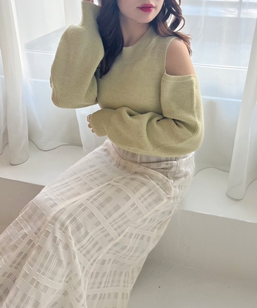 OLIVE des OLIVE（オリーブデオリーブ）の「肩あき畦ニットプル