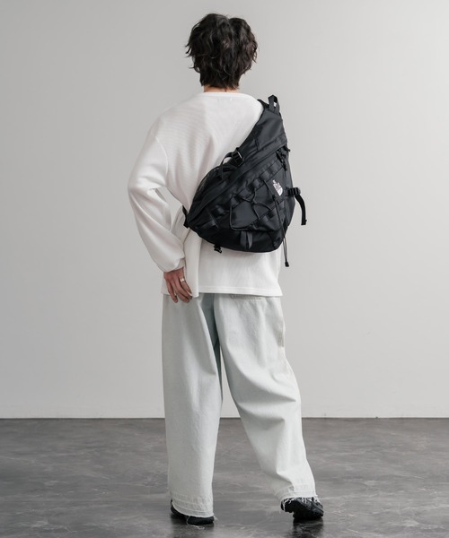 日本未展開モデル WHITE LABEL THE NORTH FACE ELECTRON SLING BAG