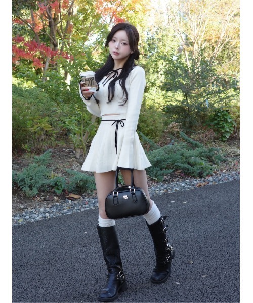 ウエストオープンリボンデザインニットミニワンピース（ワンピース