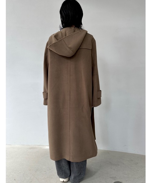 Fano Studios（ファノ ストゥディオズ）の「フード ダッフルロング