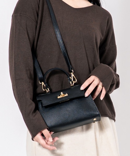 AULENTTI/オウレンティ】金具ベルト 2WAYレザー ショルダーバッグ