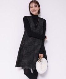 Apuweiser-riche（アプワイザーリッシェ）の「袖刺繍アンゴラニット