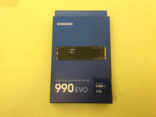 Samsung 990 EVO 2TB NVMe PCIe M.2 2280 Internal SSD MZ-V9E2T0B/AM