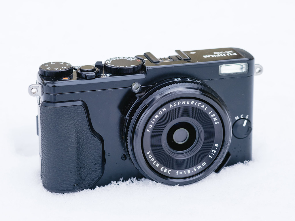 First Look Review: Fujifilm X70 « Fuji X Secrets