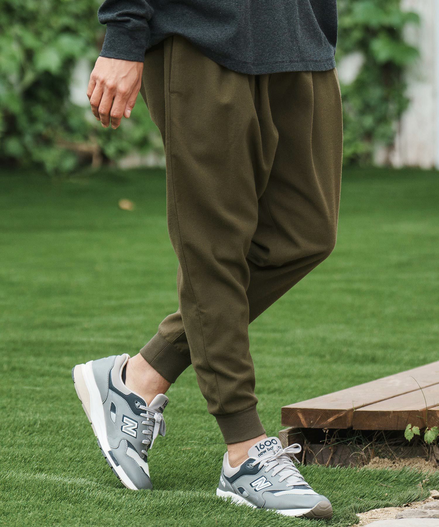 30%OFF【CAMBIO(カンビオ)】Slightly Brushed TR Jogger Pants