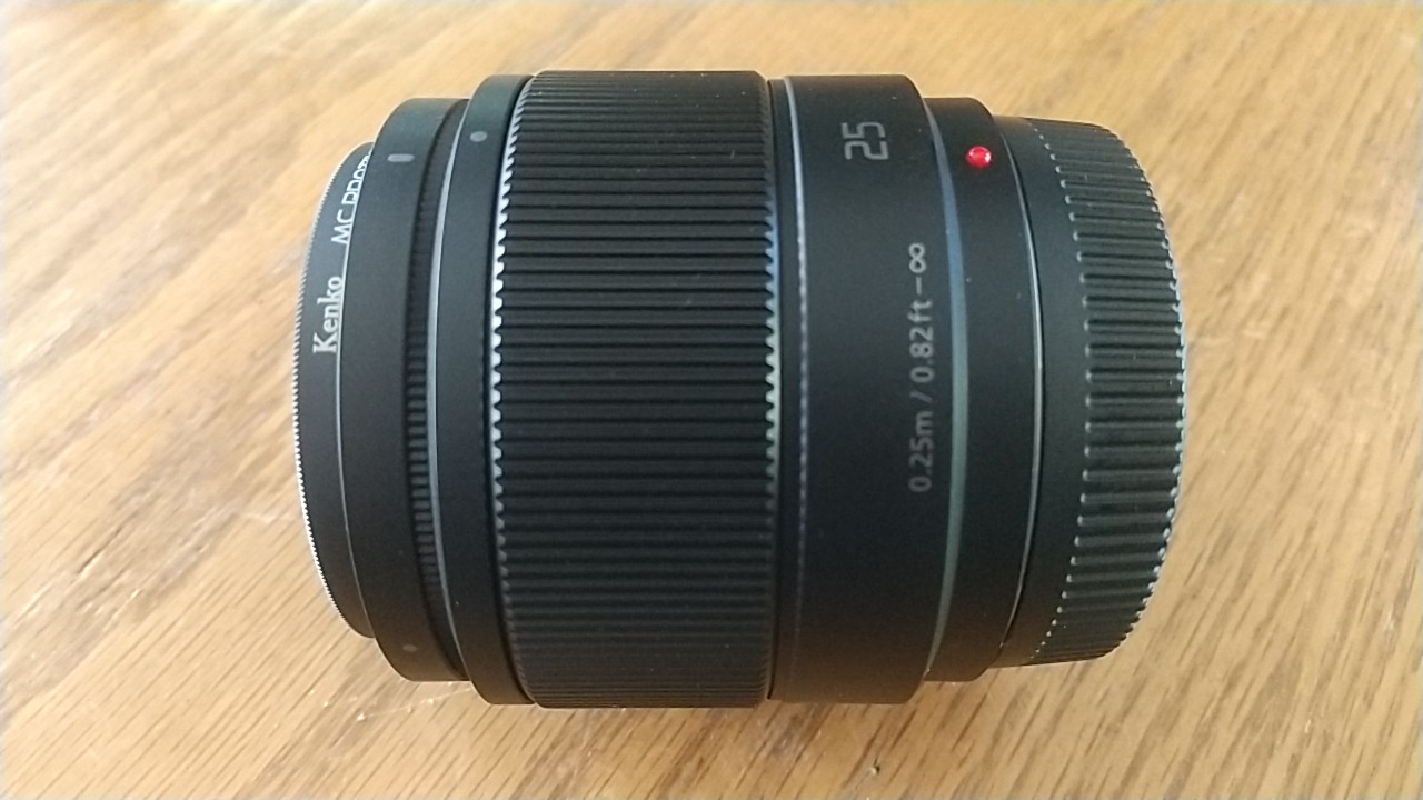 LUMIX G 25mm/F1.7 ASPH.H-H025は軽量ミニサイズな標準単焦点レンズ