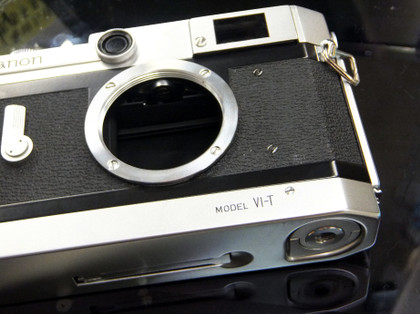 我楽多屋(中古カメラアクセサリーとジャンクカメラ): Canon VI-T