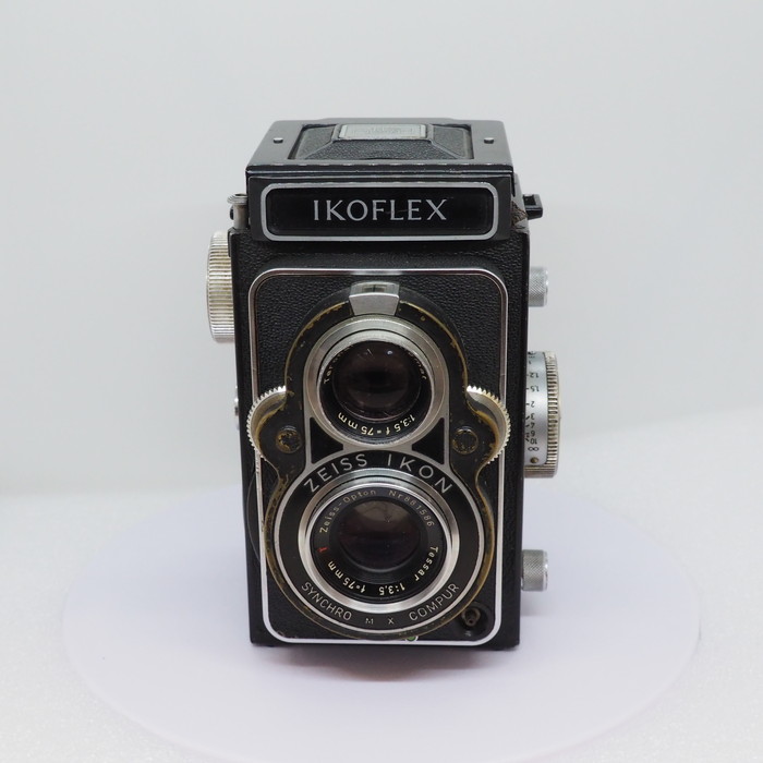 中古】(カールツアイス) Carl Zeiss IKOFLEX IIA opton Tessar 75/3.5