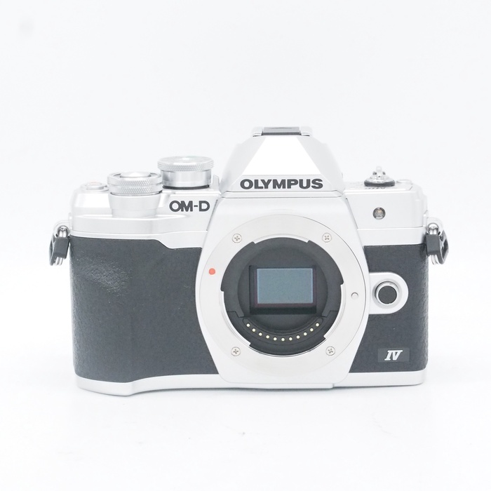 中古】(オリンパス) OLYMPUS OM-D E-M10 MARK4 ボデイ シルバー