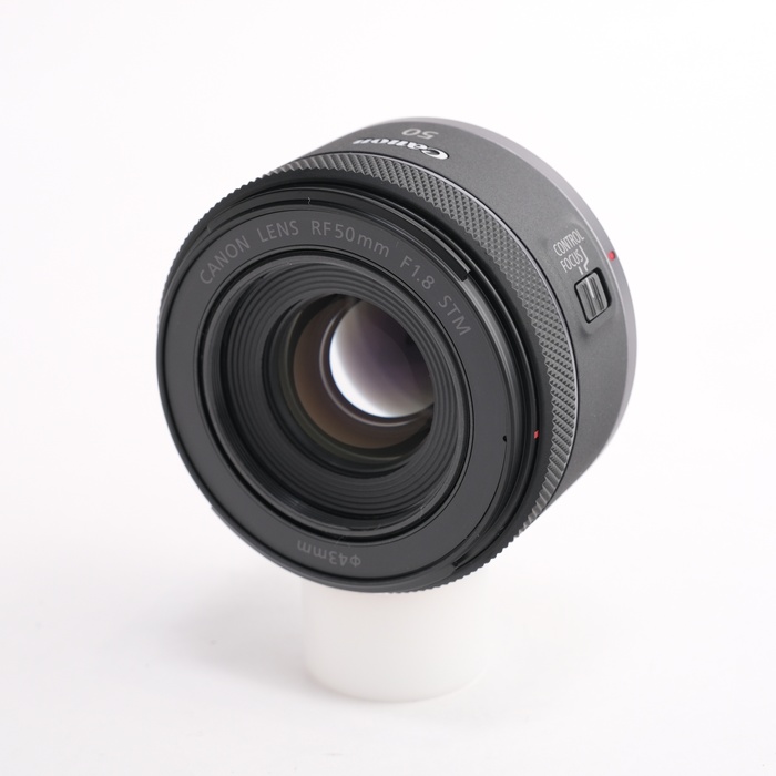 キヤノン RF50mm F1.8 STM