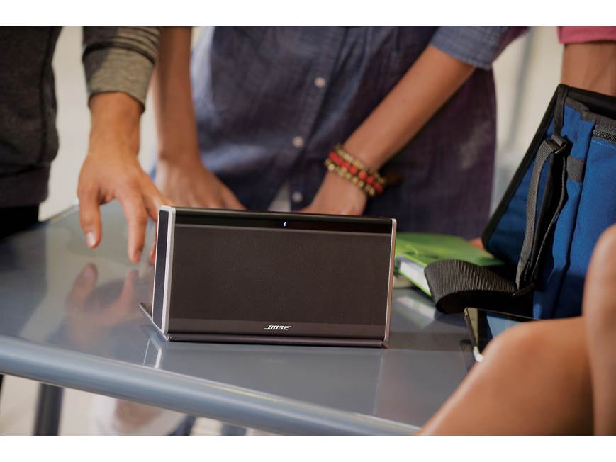 Bose® SoundLink® Wireless Mobile speaker at Crutchfield Canada