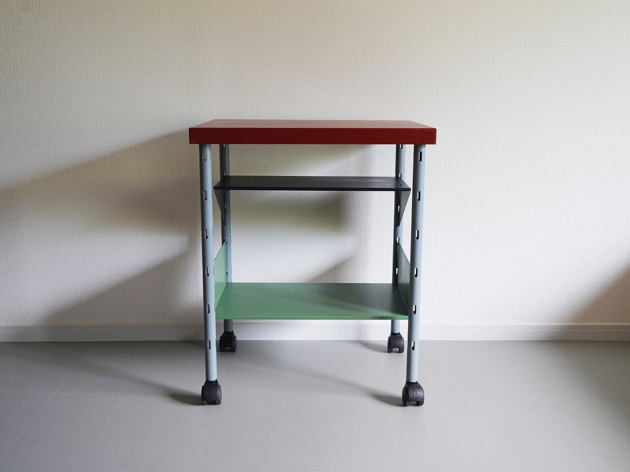 レフォロ アレフ ワゴン ティトロリー ② コンスタンチン・グルチッチ