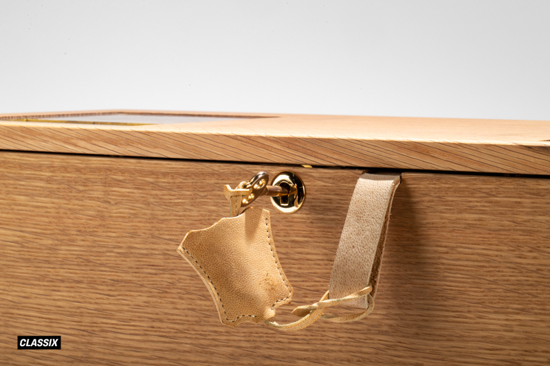 アウトドアで楽しむために企画・開発された超本格的真空管オーディオ