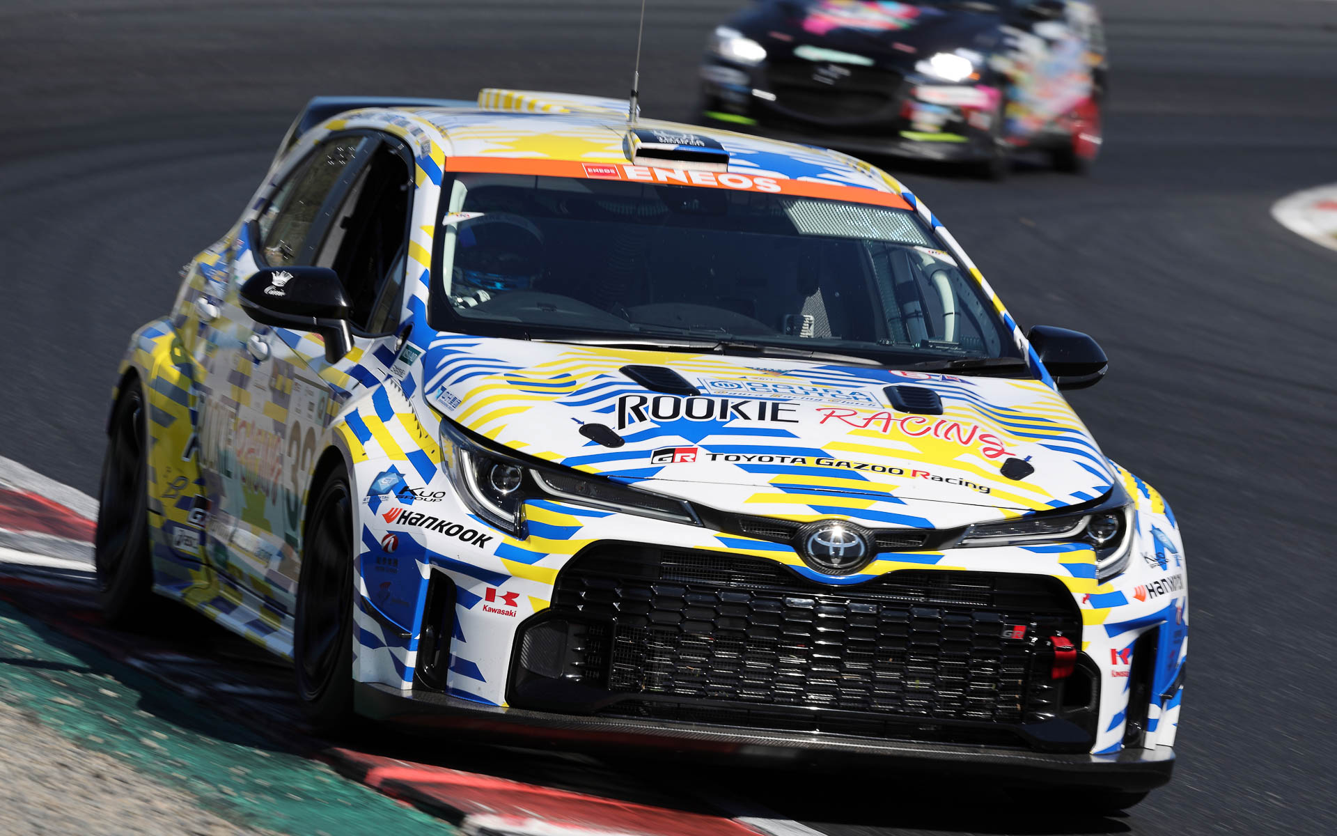 ルーキーレーシングとトヨタ、水素エンジン搭載のGRカローラとCNF燃料