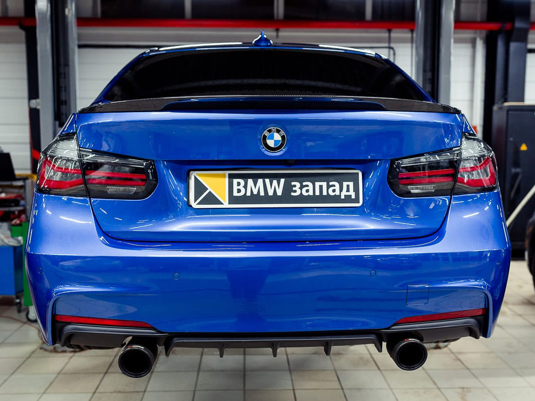 BMW 3シリーズ F31 M Performance ブラックラインテールライトの