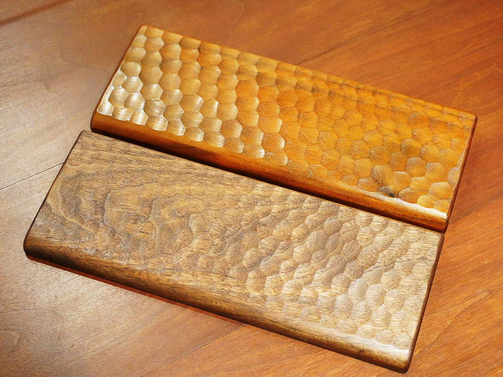 松葉製作所「HHKB専用 亀甲名栗 木製パームレスト＆キーボードルーフ