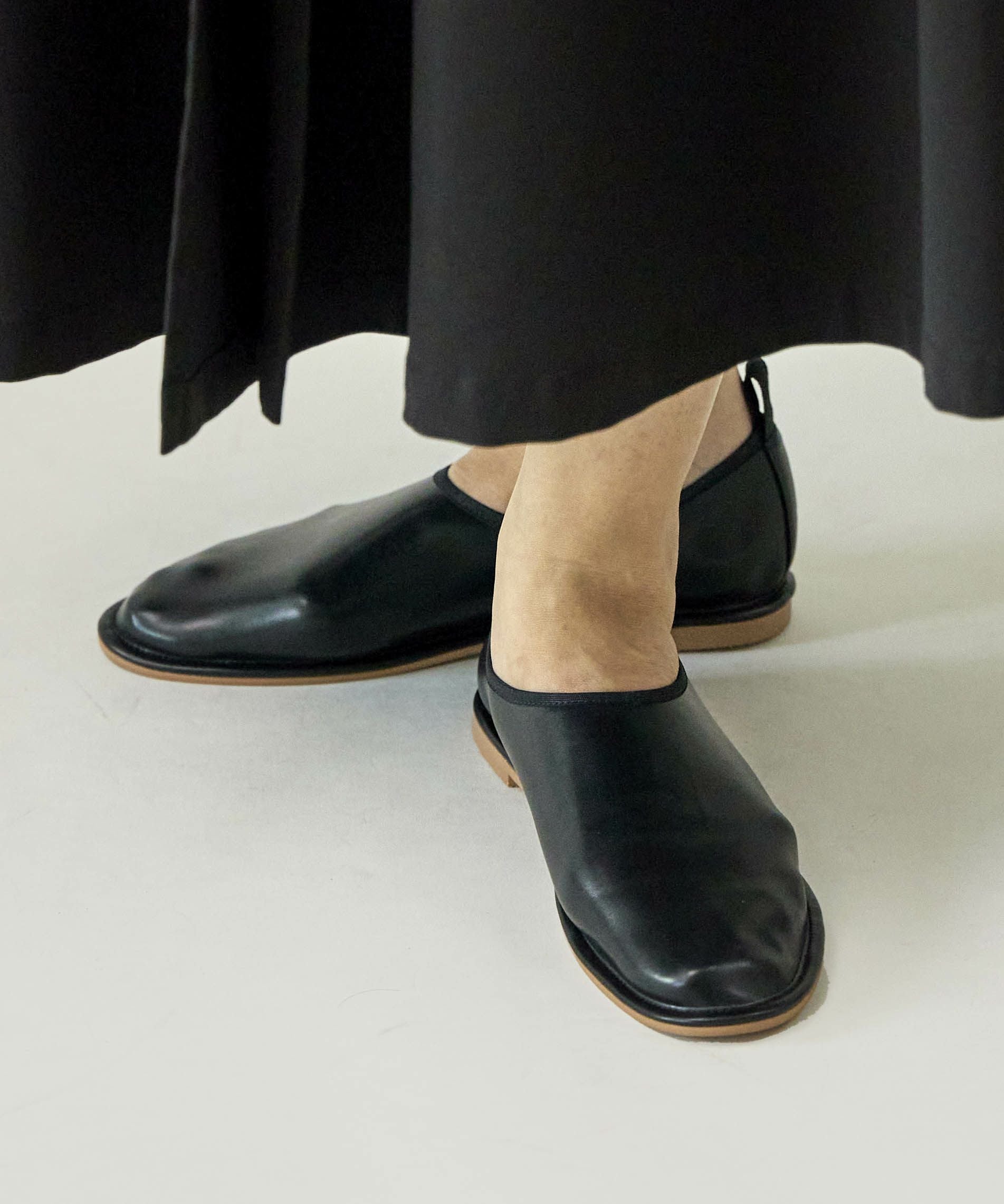 LE VERNIS] Bere foot shoes | CASSELINI ONLINE SHOP