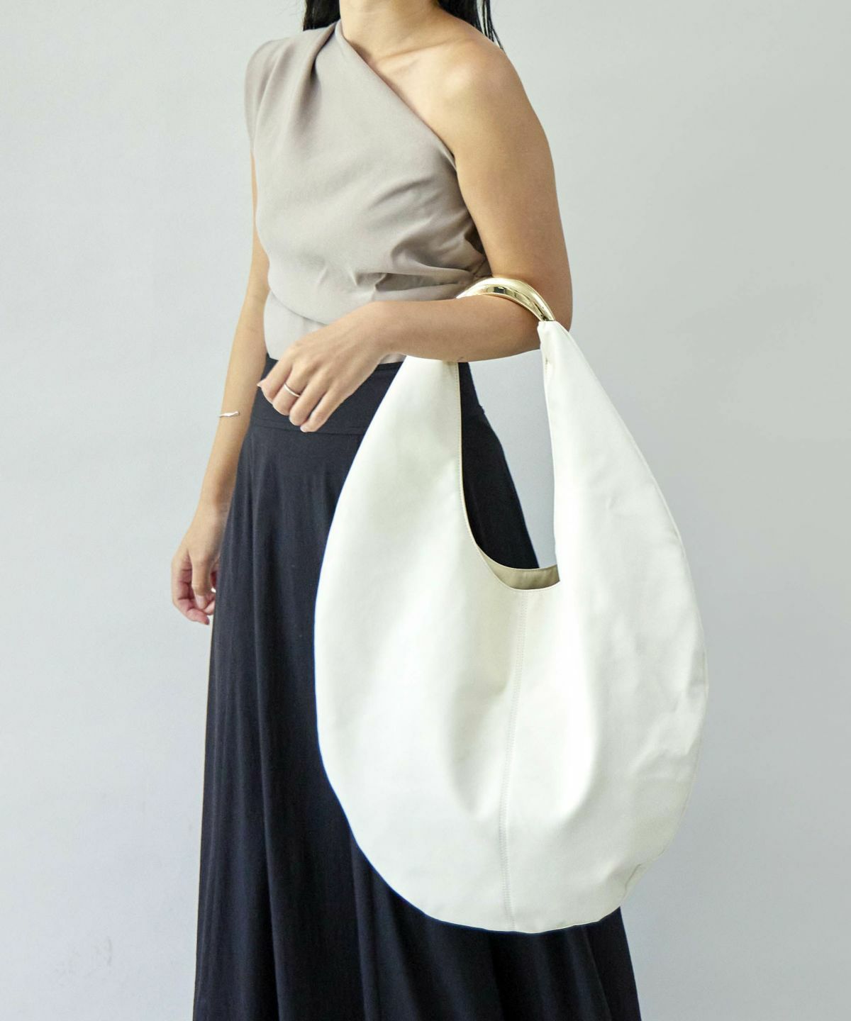 LE VERNIS] Sculpture bag M | CASSELINI ONLINE SHOP